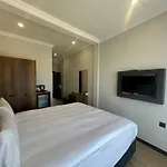 Santana 5*