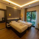 Santana Hotel