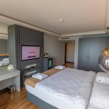 Santana Hotel 5*
