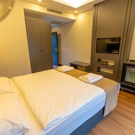 Hotel Santana Trebizonda
