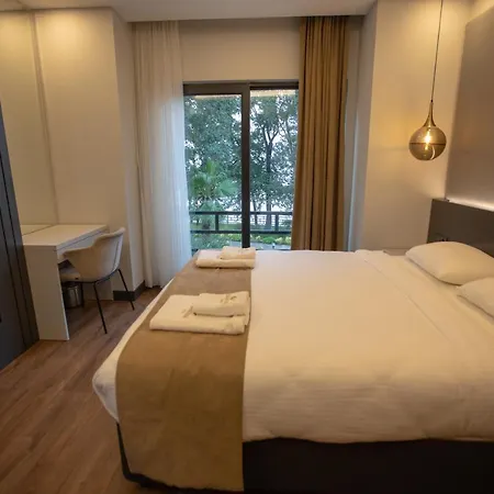 Santana Hotel