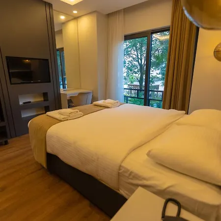 Santana Hotel Trebizonda