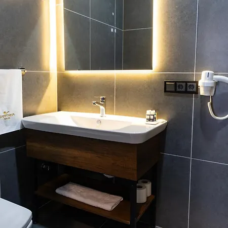 Santana Hotel Trebizonda