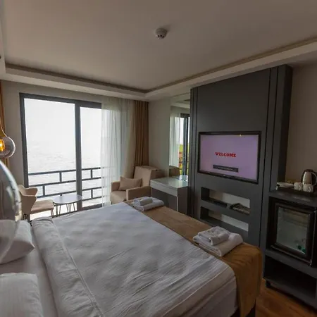 Santana Hotel 5*